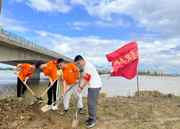 beat365正版唯一入口必一19支暑期社会实践队用实干书写“青春答卷”