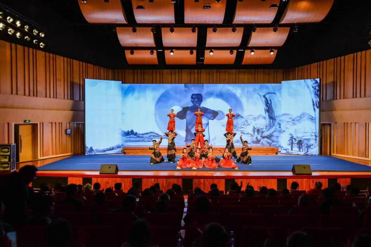 纪念江西省与柬埔寨暹粒省缔结友城10周年联袂文艺汇演在beat365正版唯一入口必一举行_fororder_图片13